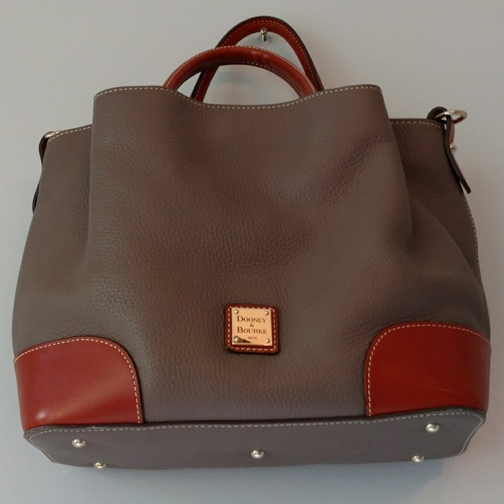 Dooney and Bourke Barlow